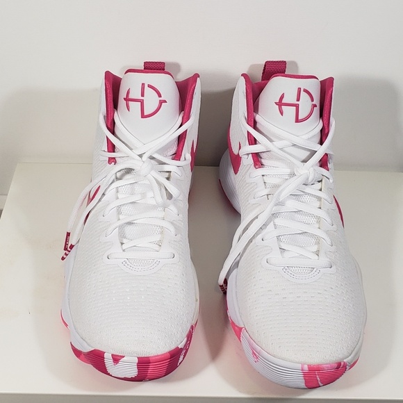 nike hyperdunk size 10.5